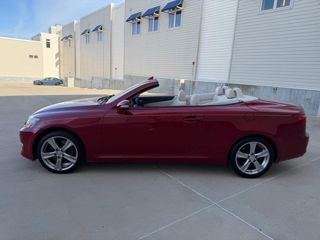 Lexus IS C IS 350C 2010