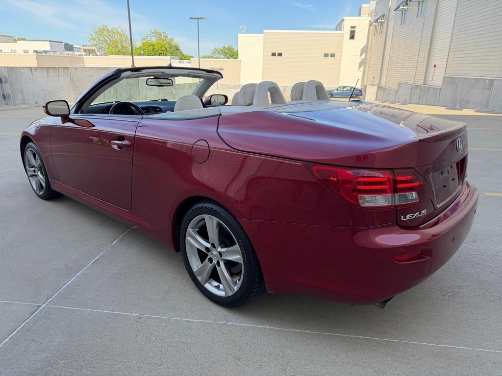 Lexus IS C IS 350C 2010