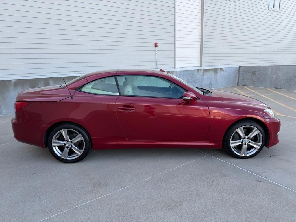 Lexus IS C IS 350C 2010