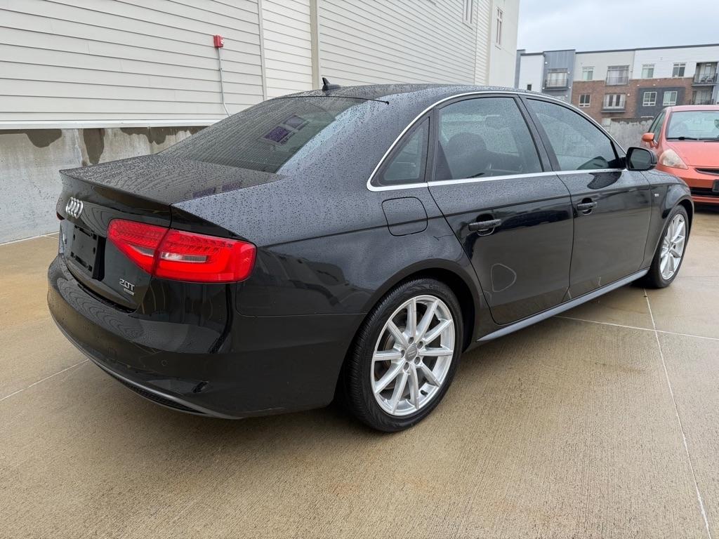 Audi A4 2.0T Sedan quattro Tiptronic 2015