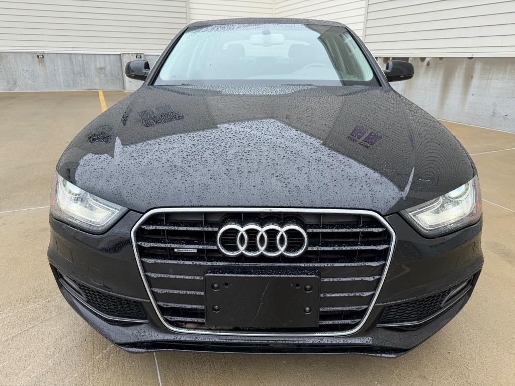 Audi A4 2.0T Sedan quattro Tiptronic 2015