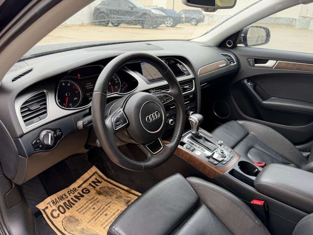 Audi A4 2.0T Sedan quattro Tiptronic 2015