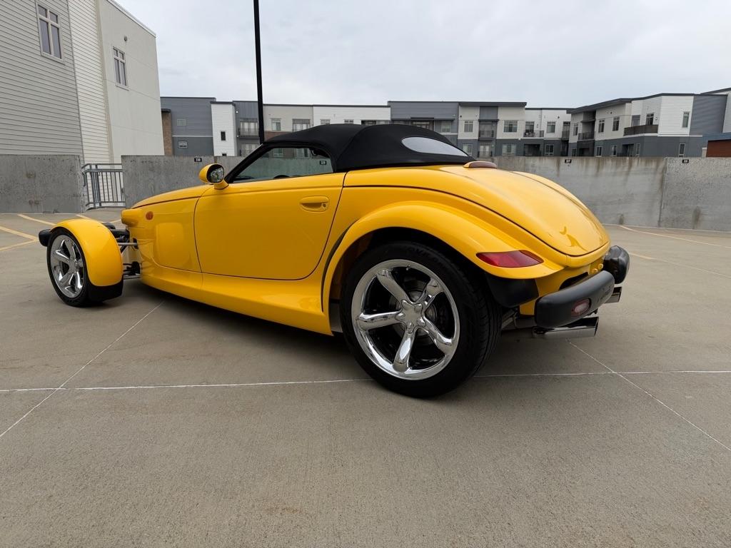 Plymouth Prowler Base 2000