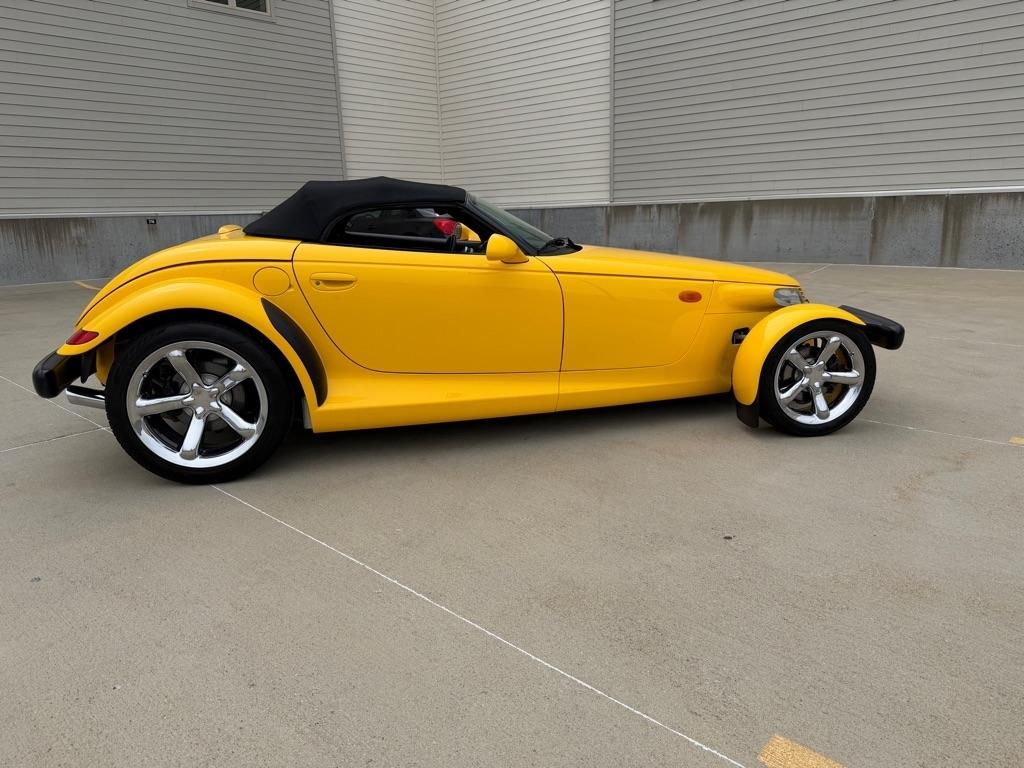Plymouth Prowler Base 2000