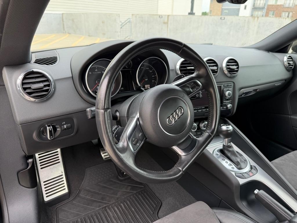 Audi TT 2.0T Coupe quattro S tronic 2013