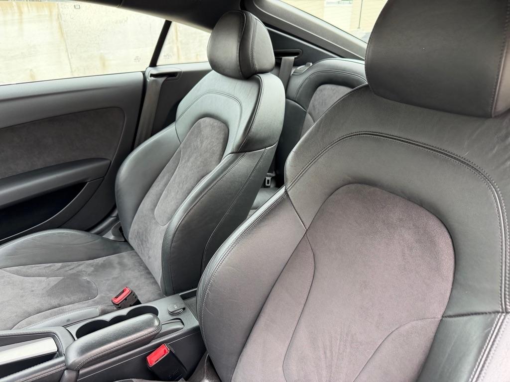 Audi TT 2.0T Coupe quattro S tronic 2013