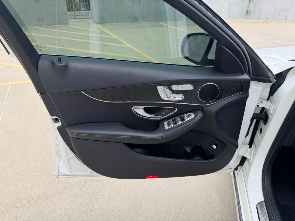 Mercedes-Benz C-Class C300 4MATIC Sedan 2017