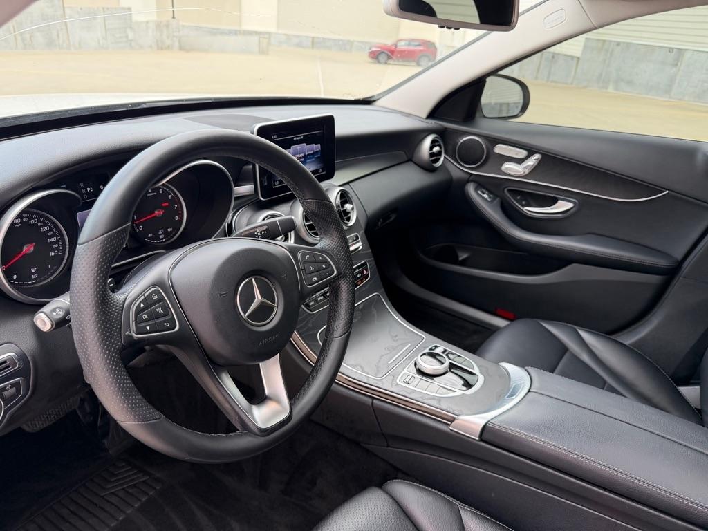 Mercedes-Benz C-Class C300 4MATIC Sedan 2017