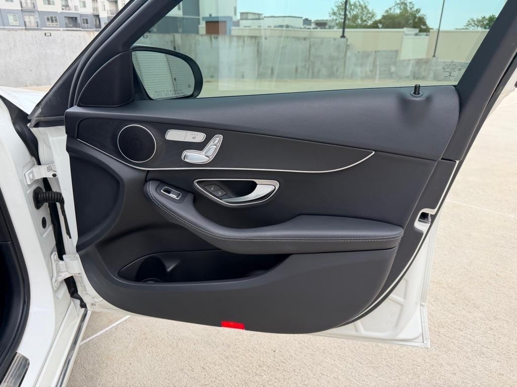Mercedes-Benz C-Class C300 4MATIC Sedan 2017