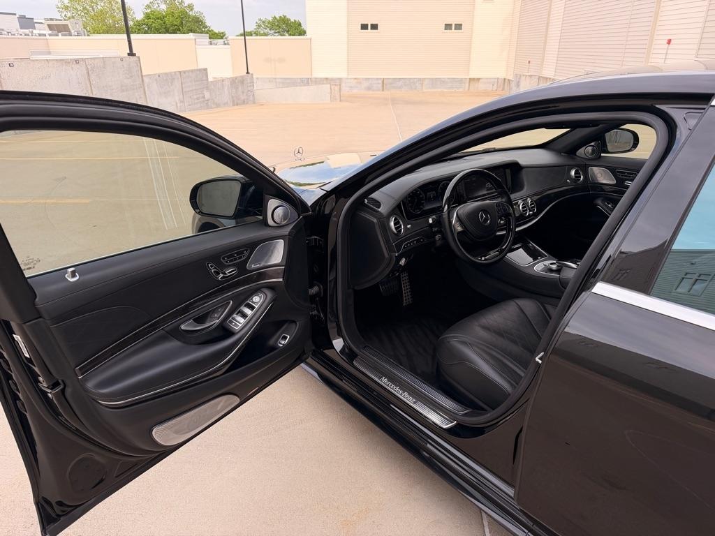 Mercedes-Benz S-Class S550 4MATIC 2015