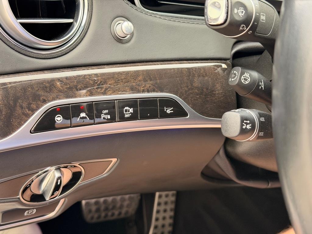 Mercedes-Benz S-Class S550 4MATIC 2015