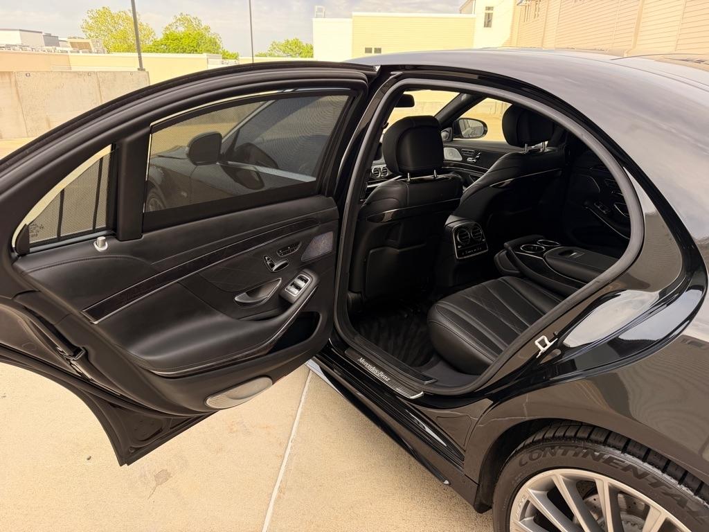 Mercedes-Benz S-Class S550 4MATIC 2015