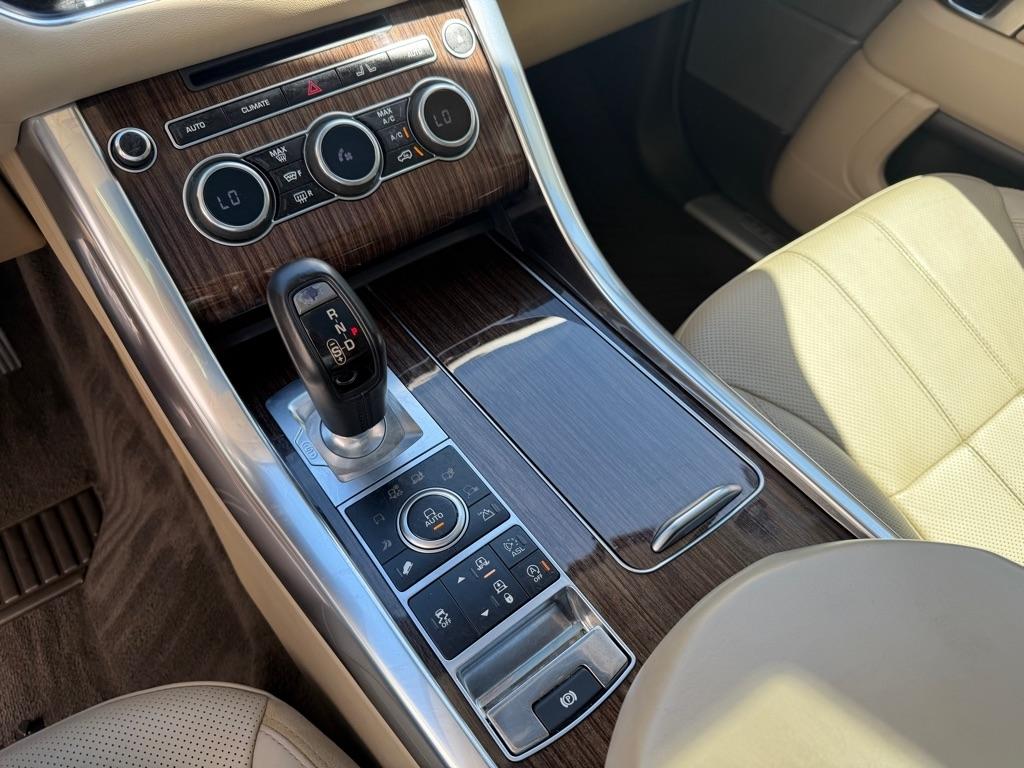 Land Rover Range Rover Sport 5.0L V8 Supercharged 2014