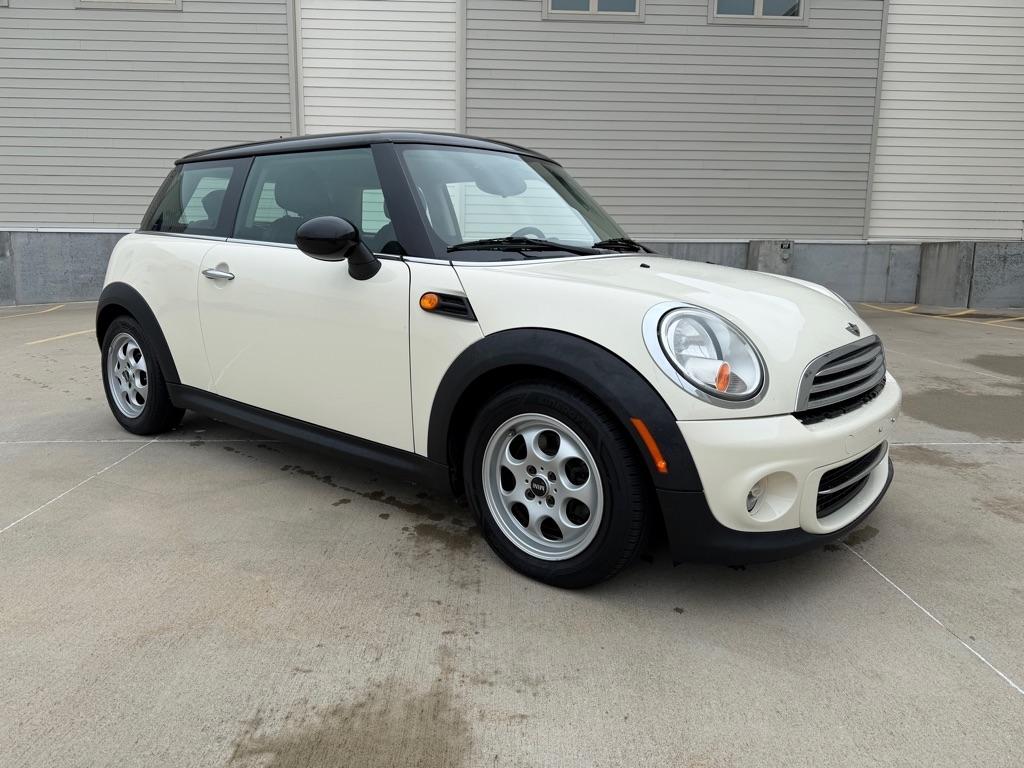 2012 MINI Cooper -'s photo