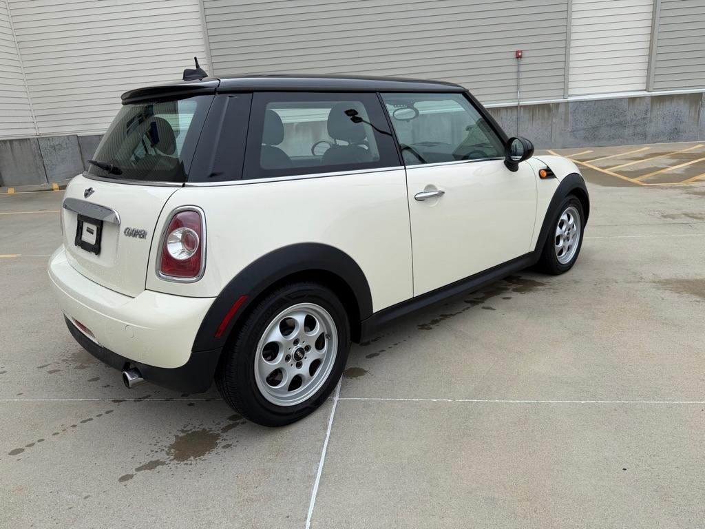 MINI Cooper Base 2012