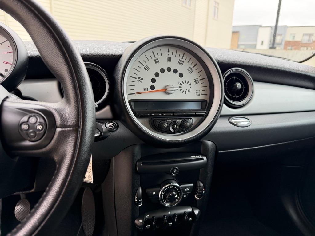 MINI Cooper Base 2012