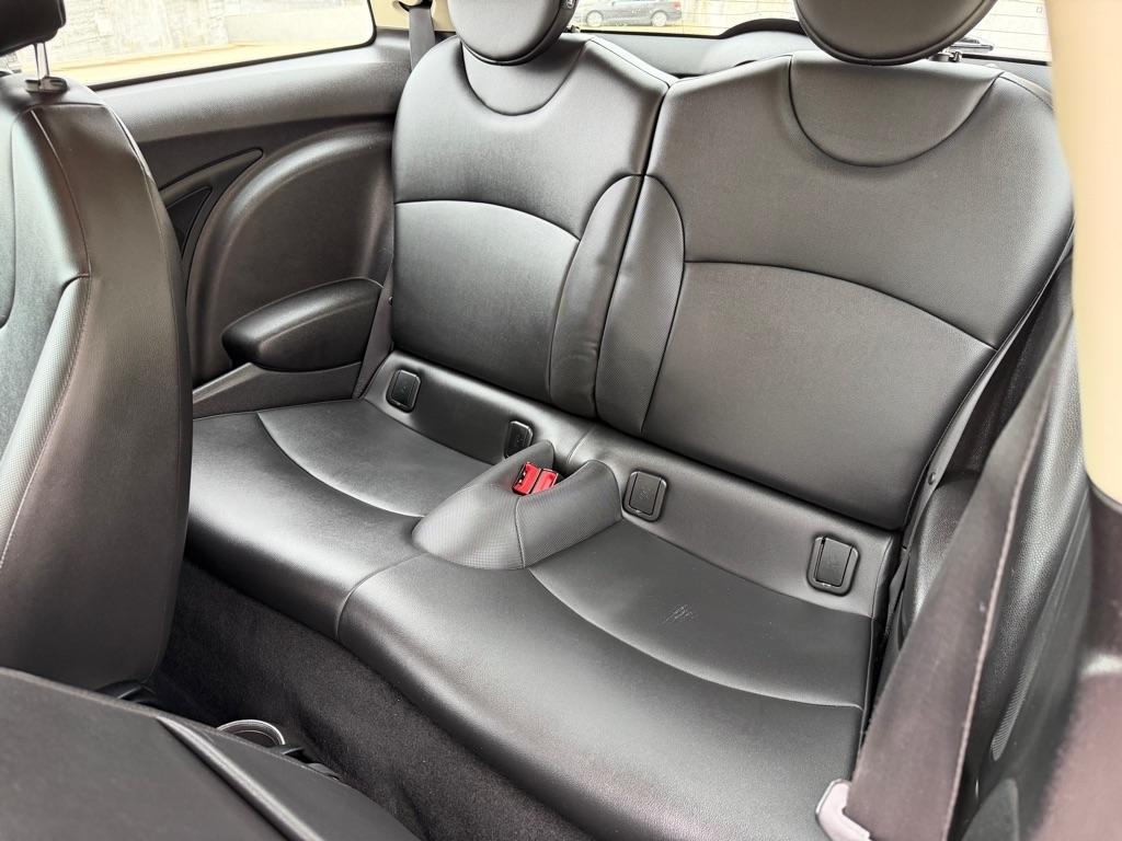 MINI Cooper Base 2012