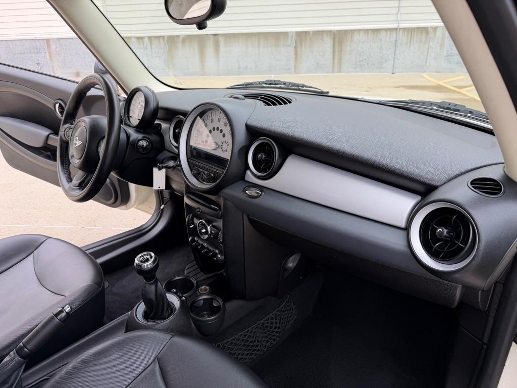 MINI Cooper Base 2012