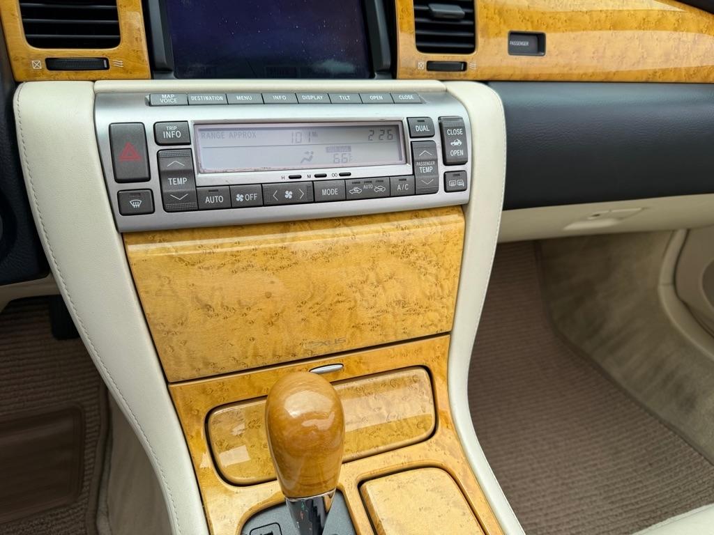 Lexus SC 430 Convertible 2002