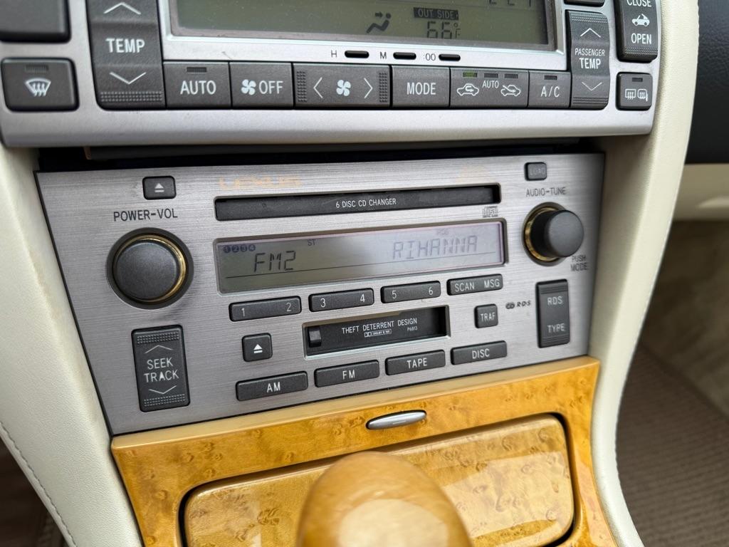 Lexus SC 430 Convertible 2002
