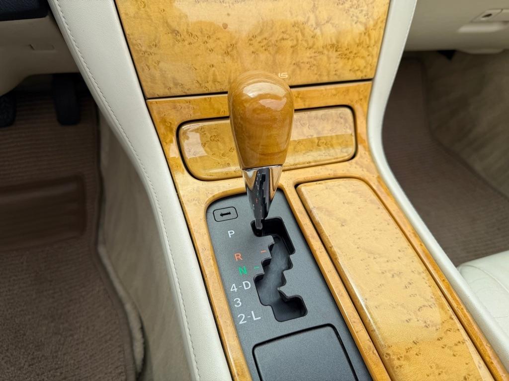 Lexus SC 430 Convertible 2002