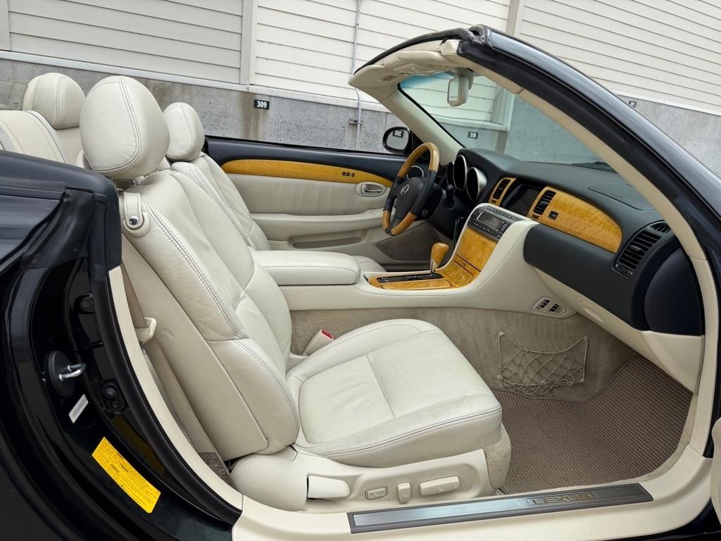 Lexus SC 430 Convertible 2002