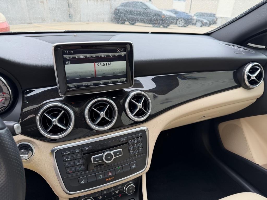 Mercedes-Benz CLA-Class CLA250 4MATIC 2014