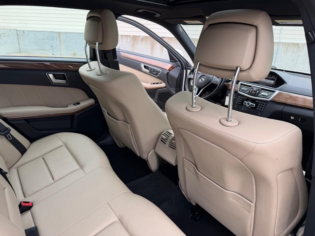 Mercedes-Benz E-Class E350 Sedan 2013