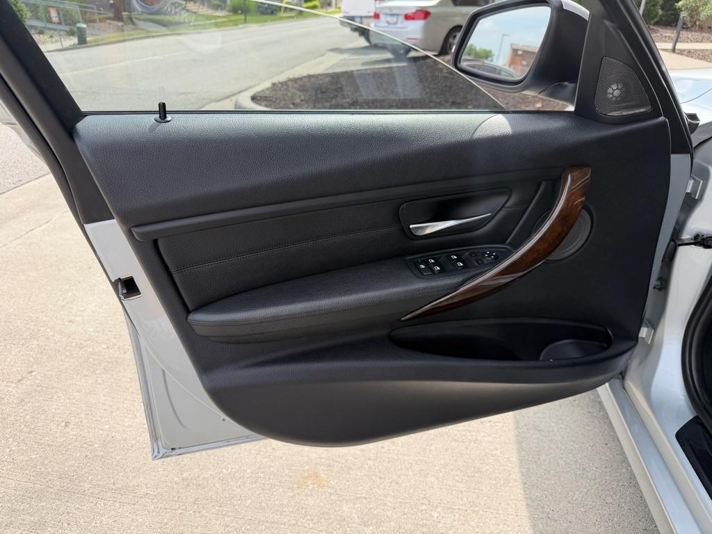 BMW 3-Series 328i xDrive Sedan 2015