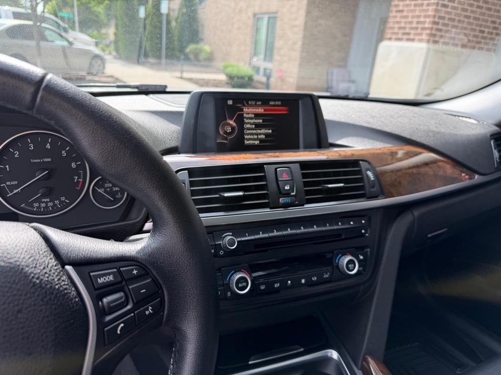 BMW 3-Series 328i xDrive Sedan 2015