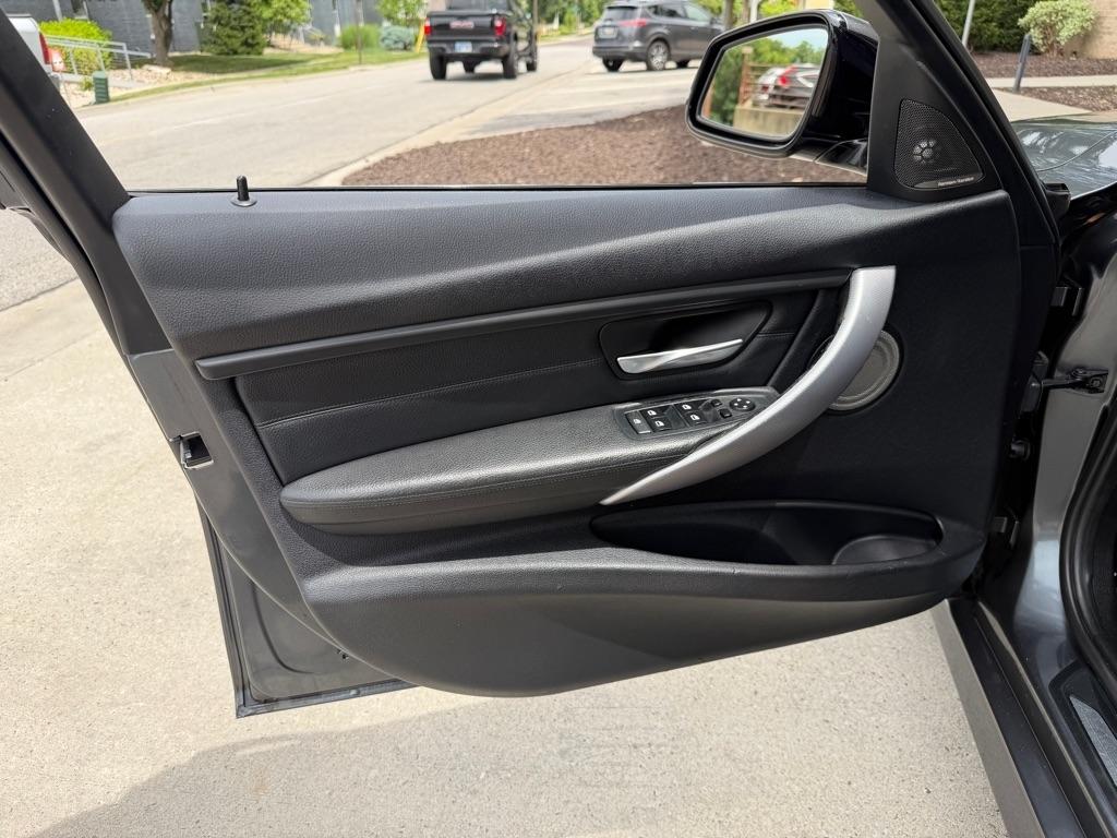 BMW 3-Series 328i Sedan 2014