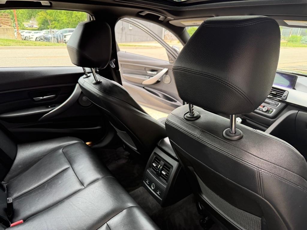 BMW 3-Series 328i Sedan 2014
