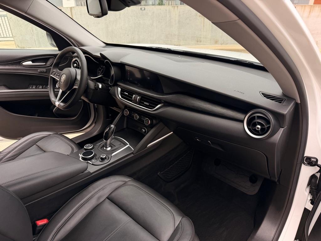 Alfa Romeo Stelvio AWD 2019