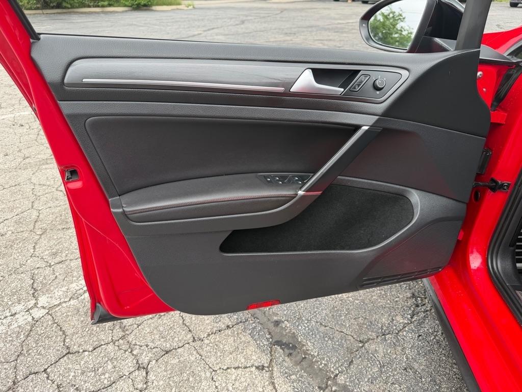 Volkswagen Golf GTI S 7A 2021