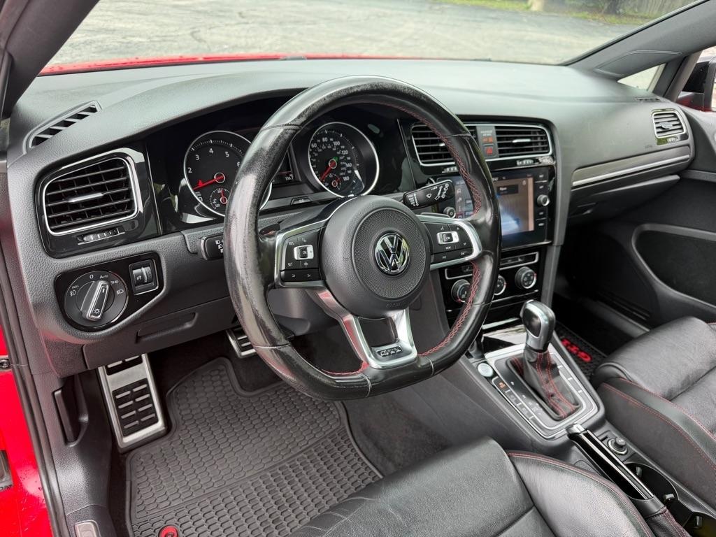 Volkswagen Golf GTI S 7A 2021
