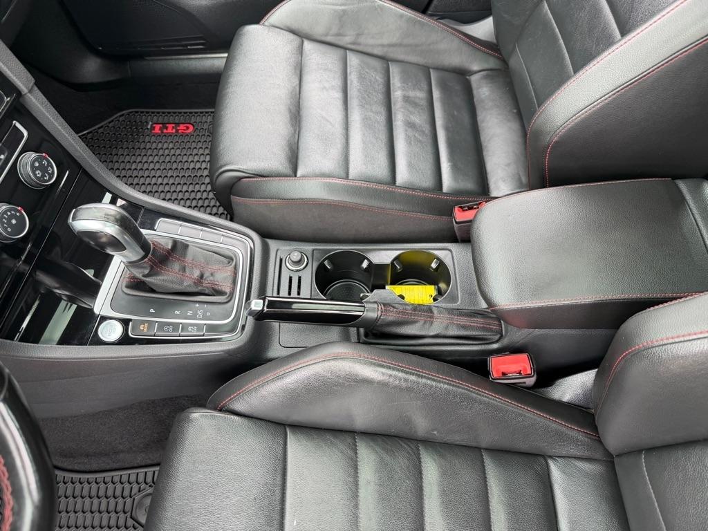 Volkswagen Golf GTI S 7A 2021