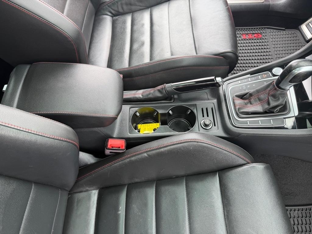 Volkswagen Golf GTI S 7A 2021