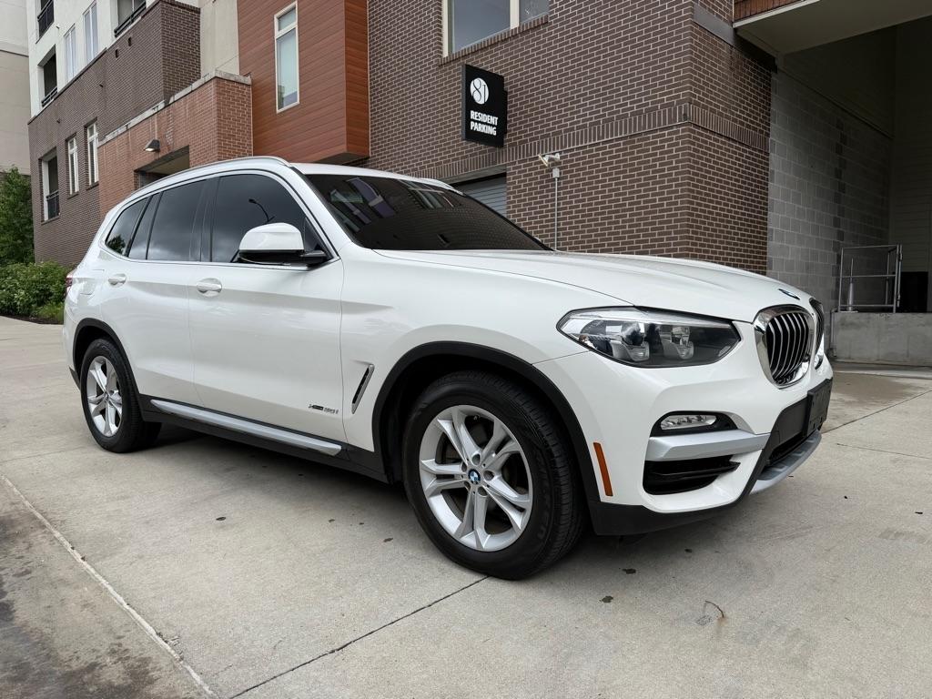 2018 BMW X3 xDrive30i's photo