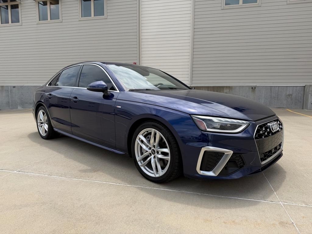 2020 Audi A4 45 quattro S tronic Premium Plus's photo