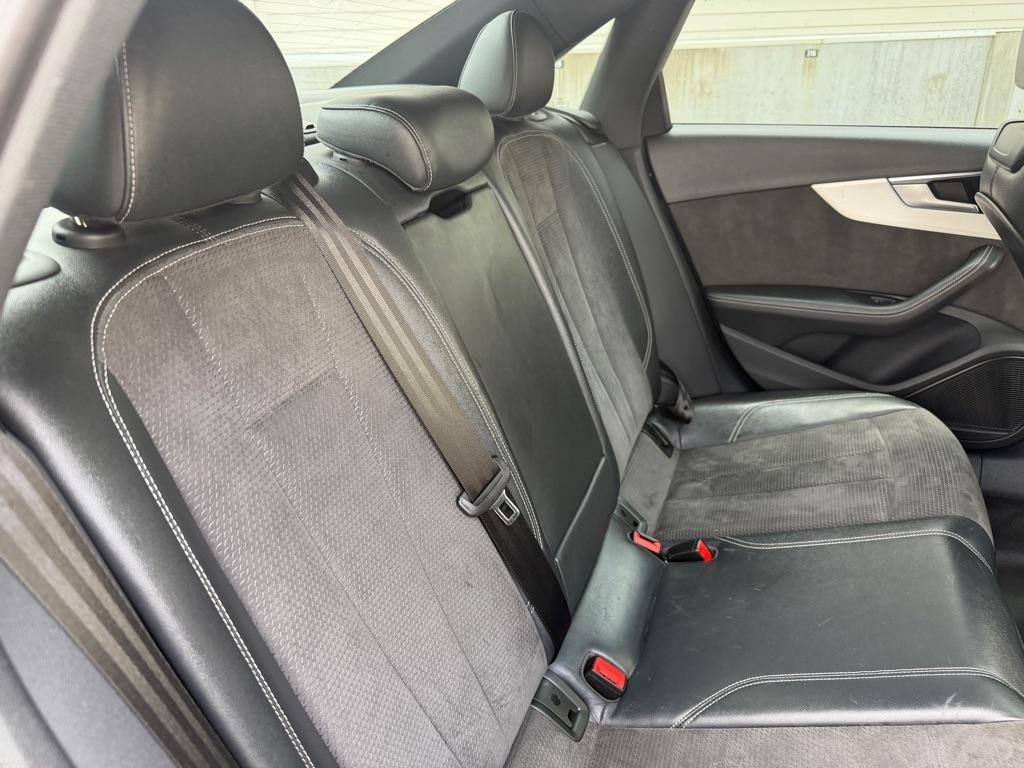 Audi A4 Premium Plus 45 TFSI quattro 2020
