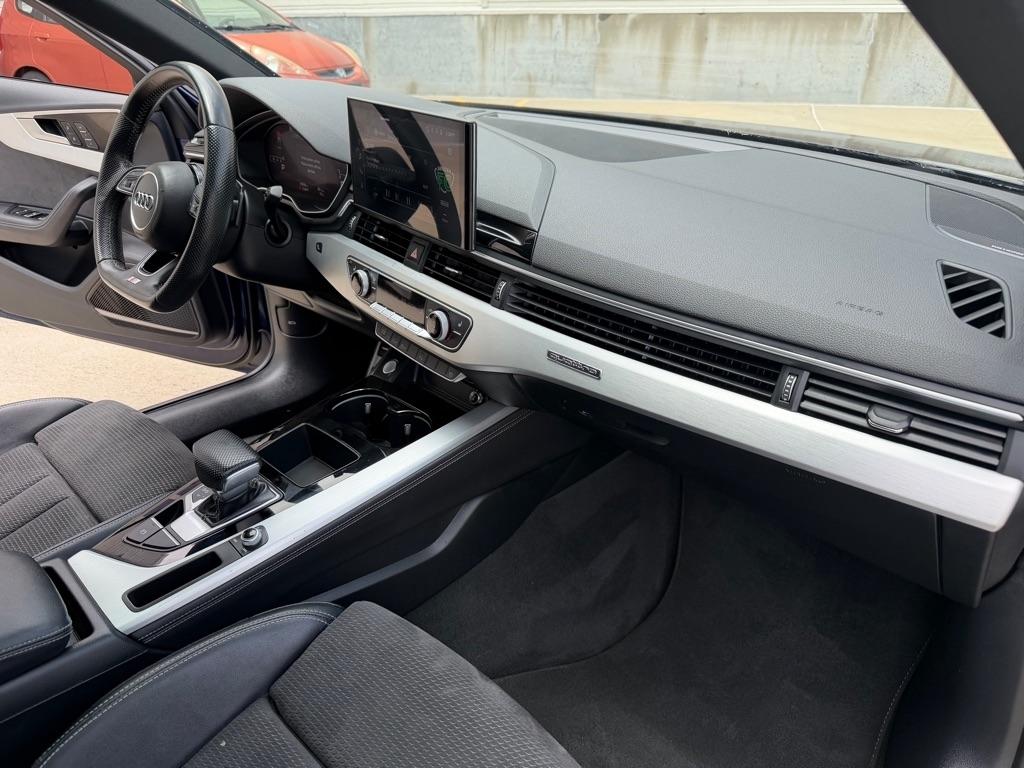 Audi A4 Premium Plus 45 TFSI quattro 2020