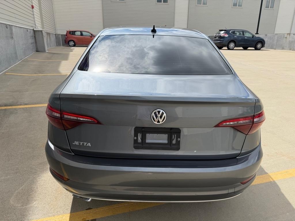 Volkswagen Jetta 1.4T S 8A 2021