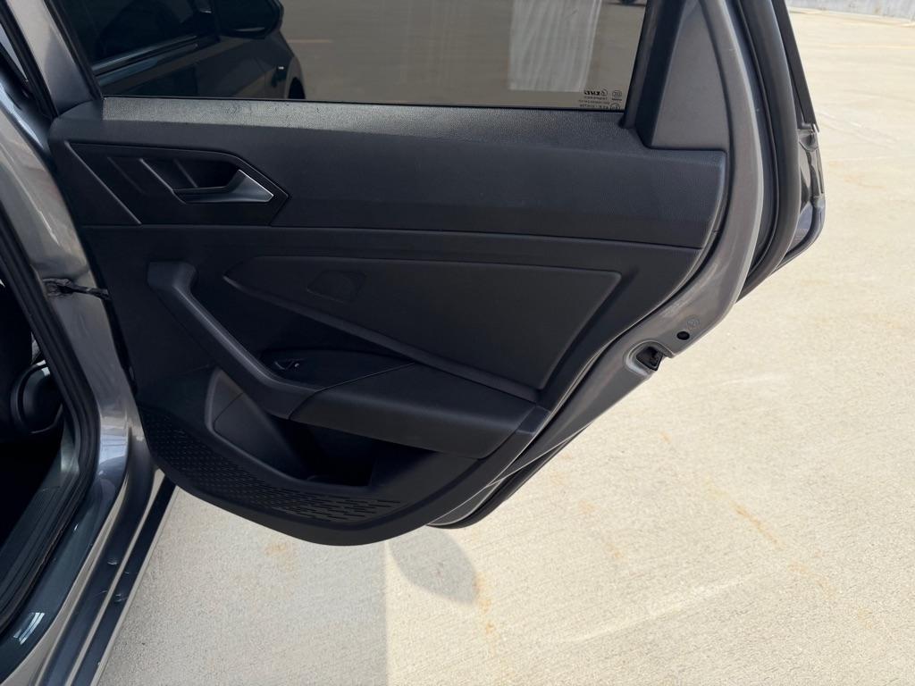 Volkswagen Jetta 1.4T S 8A 2021