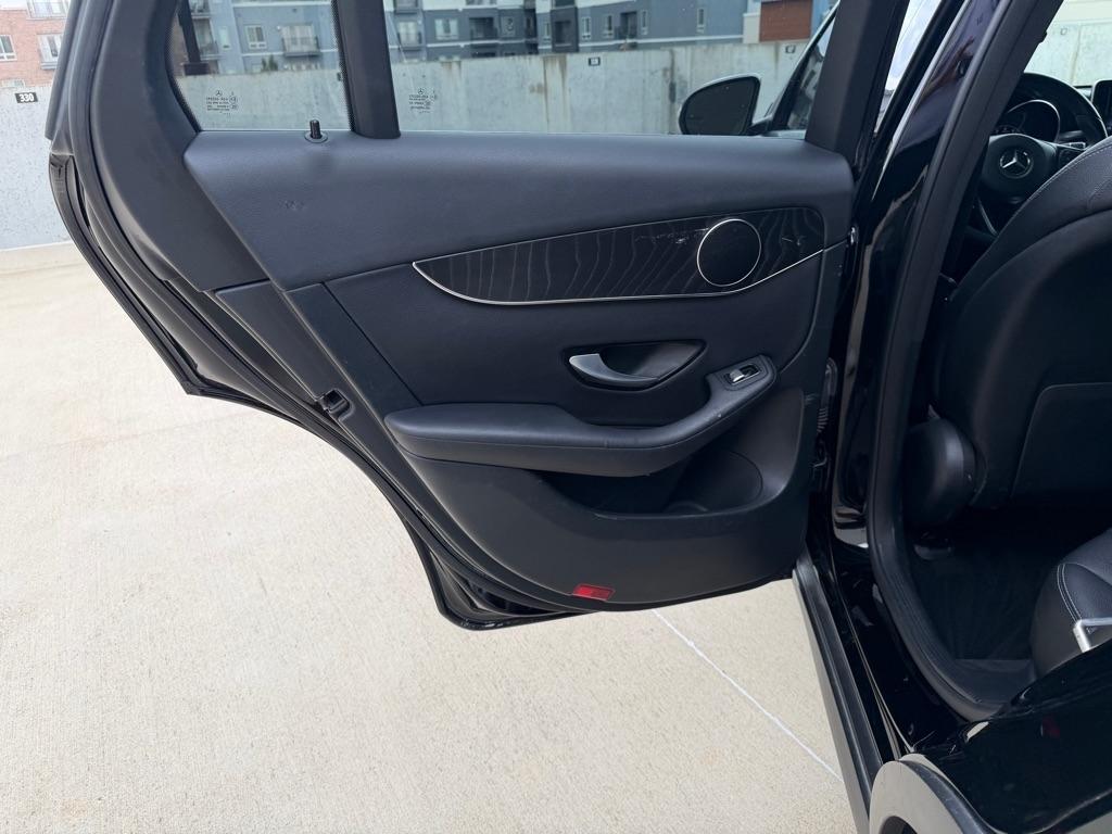 Mercedes-Benz GLC-Class GLC300 2017