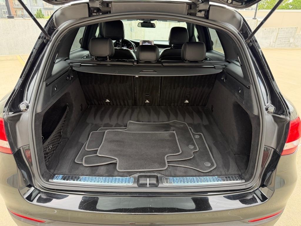Mercedes-Benz GLC-Class GLC300 2017
