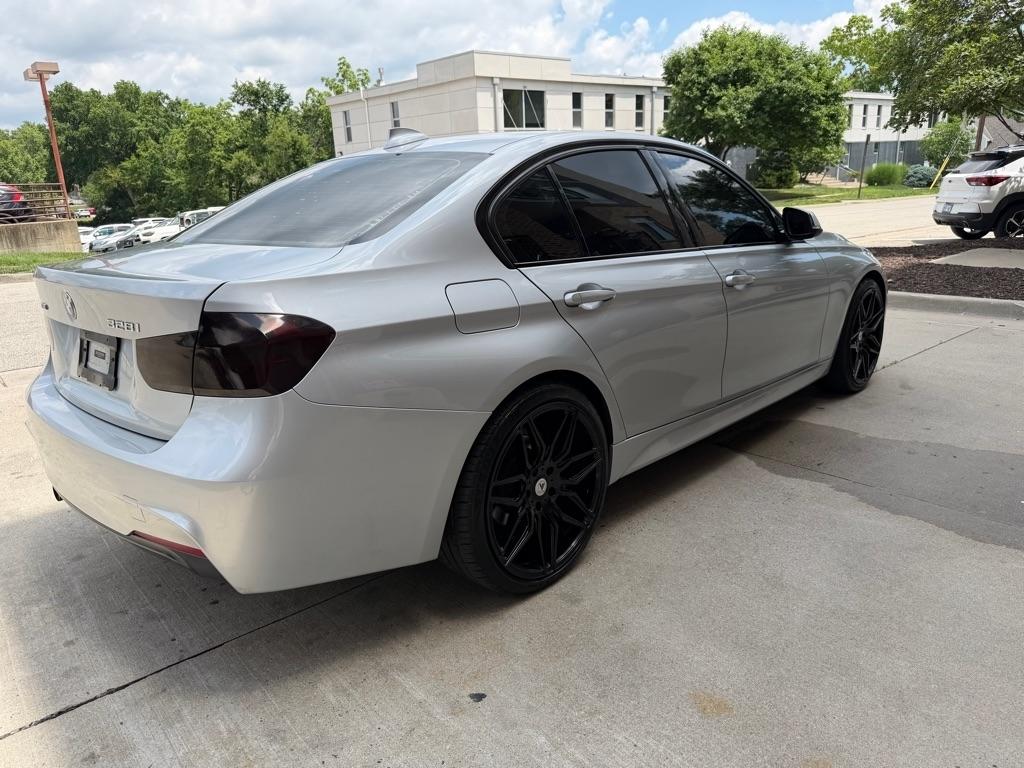 BMW 3-Series 328i xDrive Sedan 2014