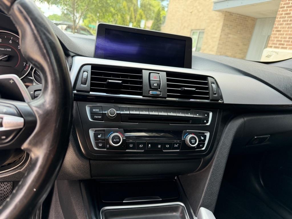 BMW 3-Series 328i xDrive Sedan 2014