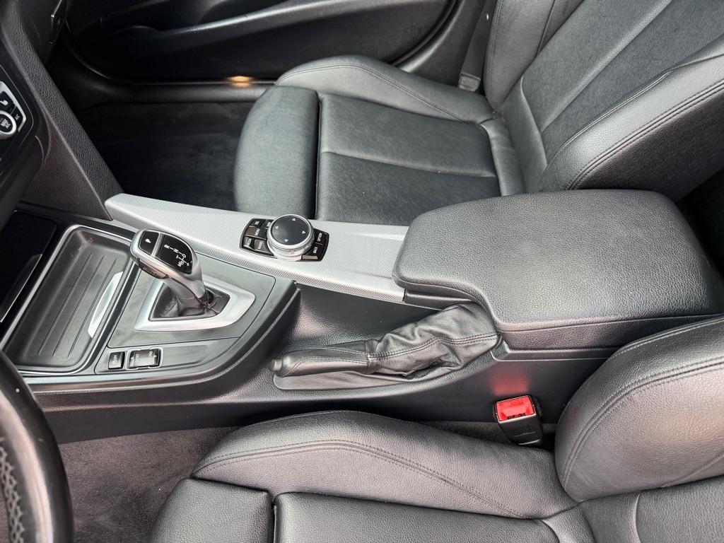 BMW 3-Series 328i xDrive Sedan 2014