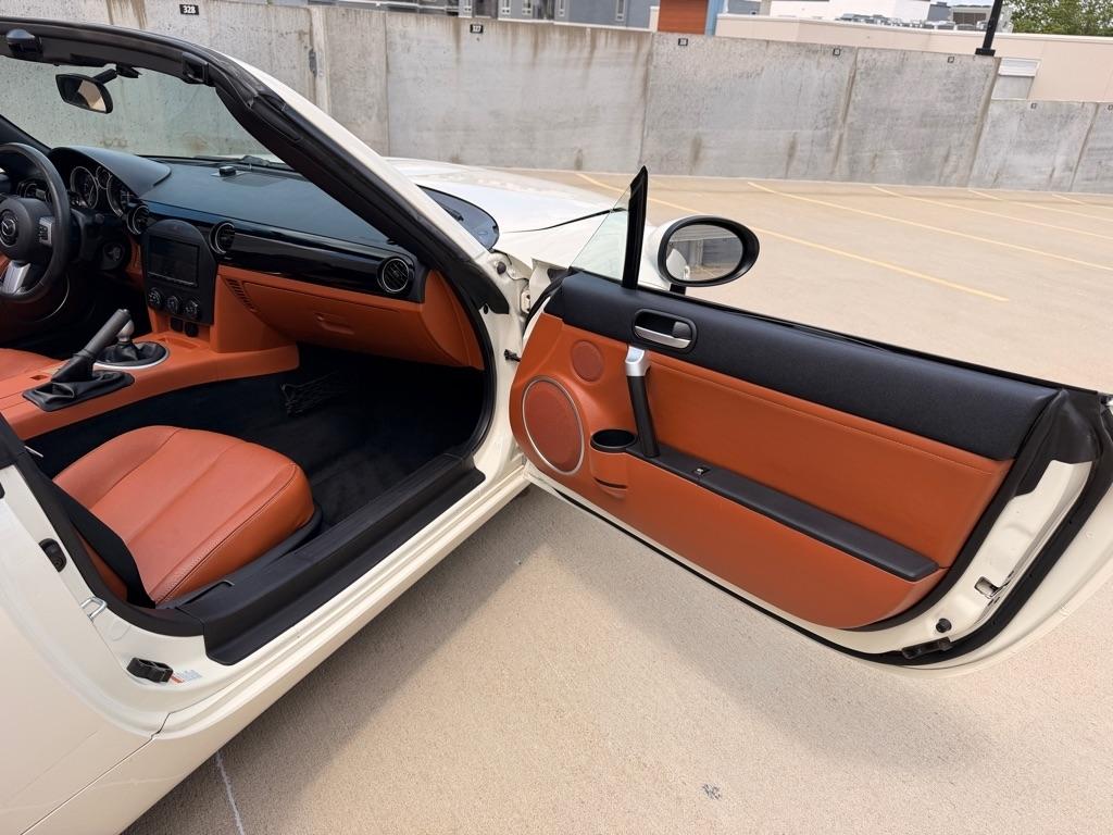 Mazda MX-5 Miata 3rd Generation Limited 2006