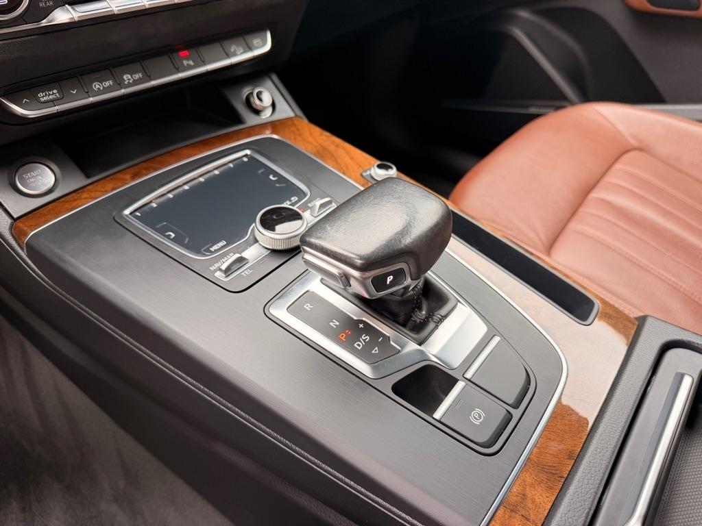 Audi Q5 2.0T Premium Plus quattro 2018
